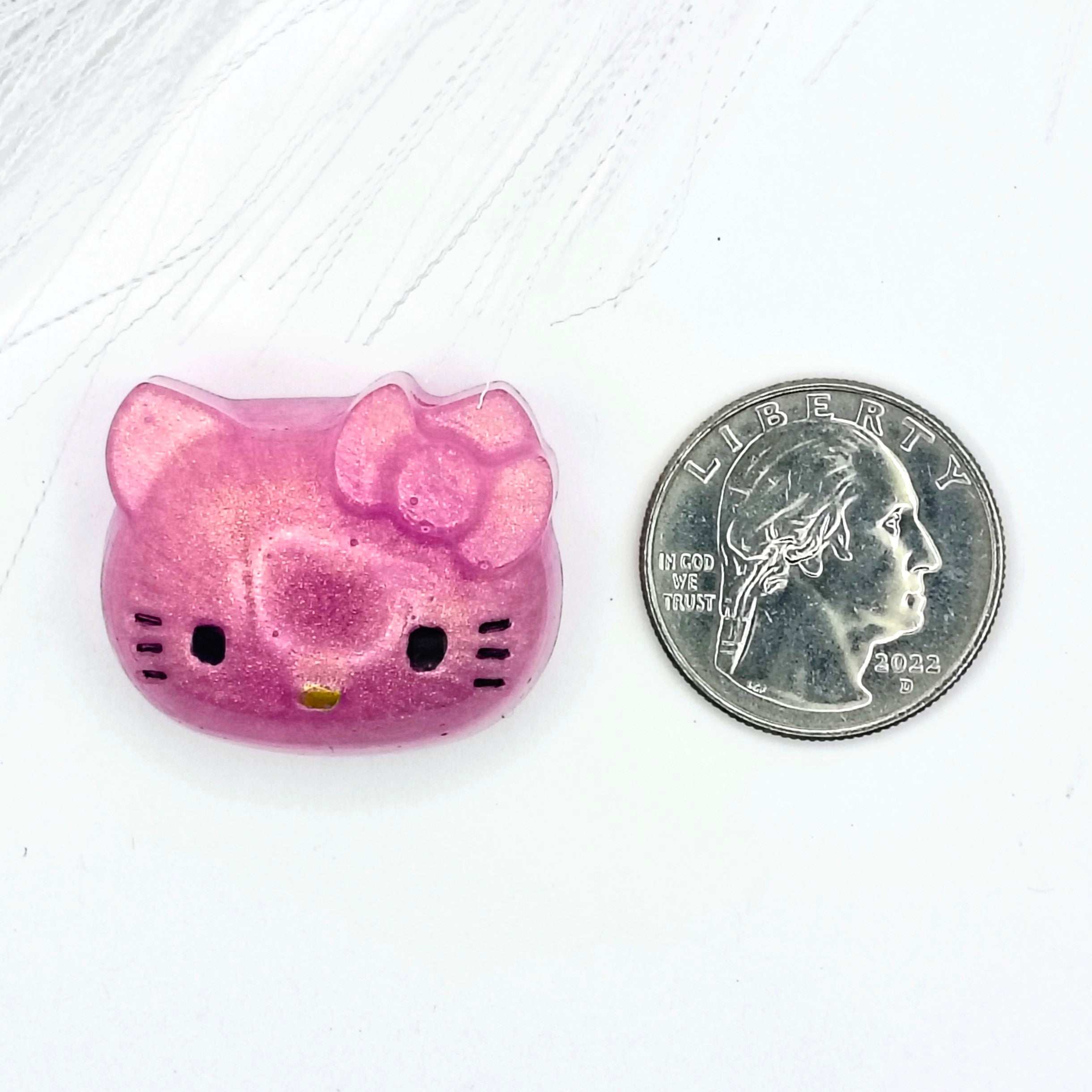 1pc Hello Kitty Themed Coverminder