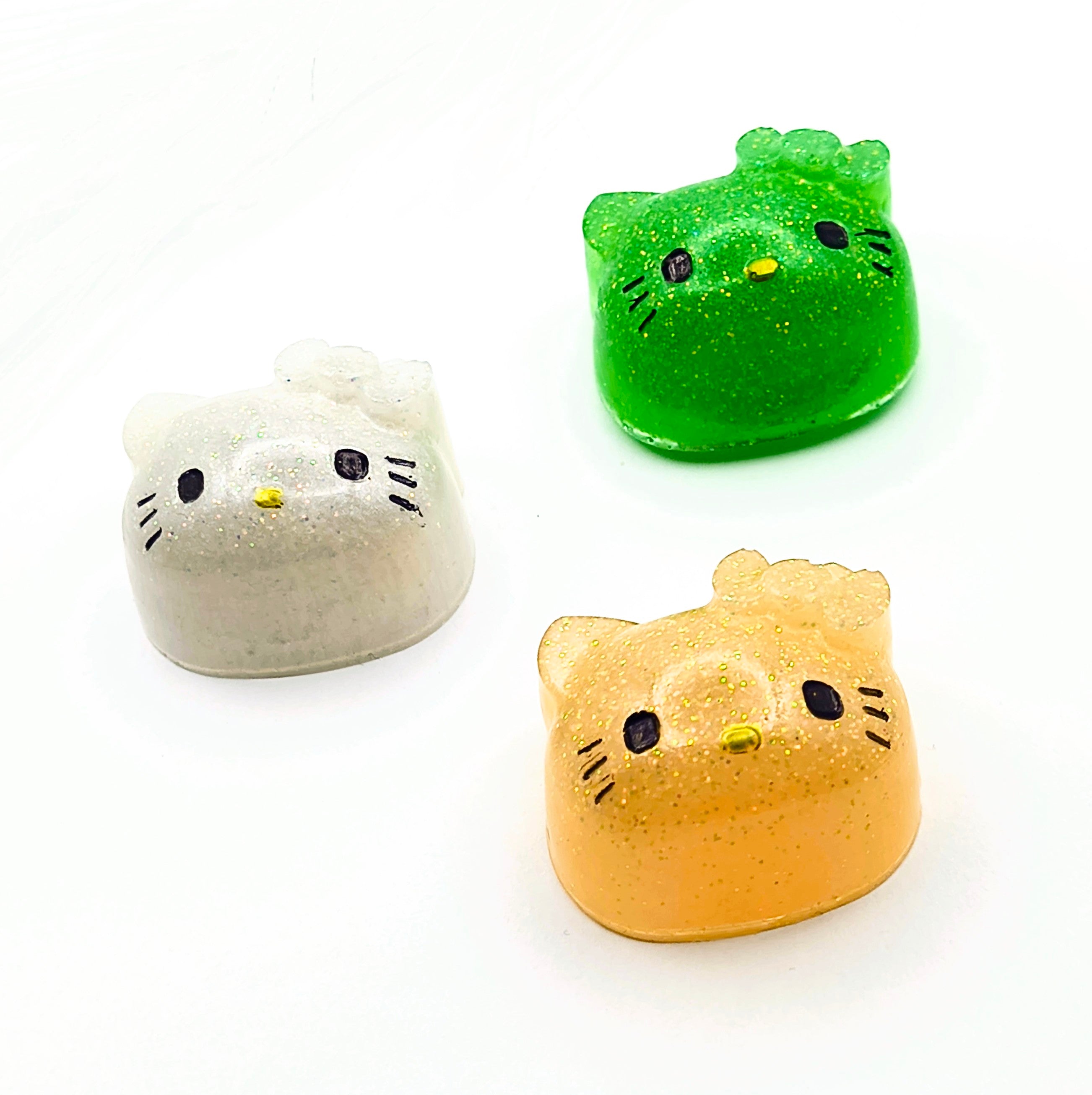 1pc Hello Kitty Themed Coverminder