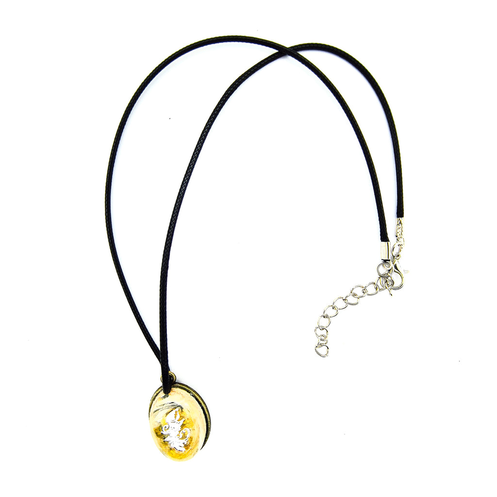 White & Gold Pendant